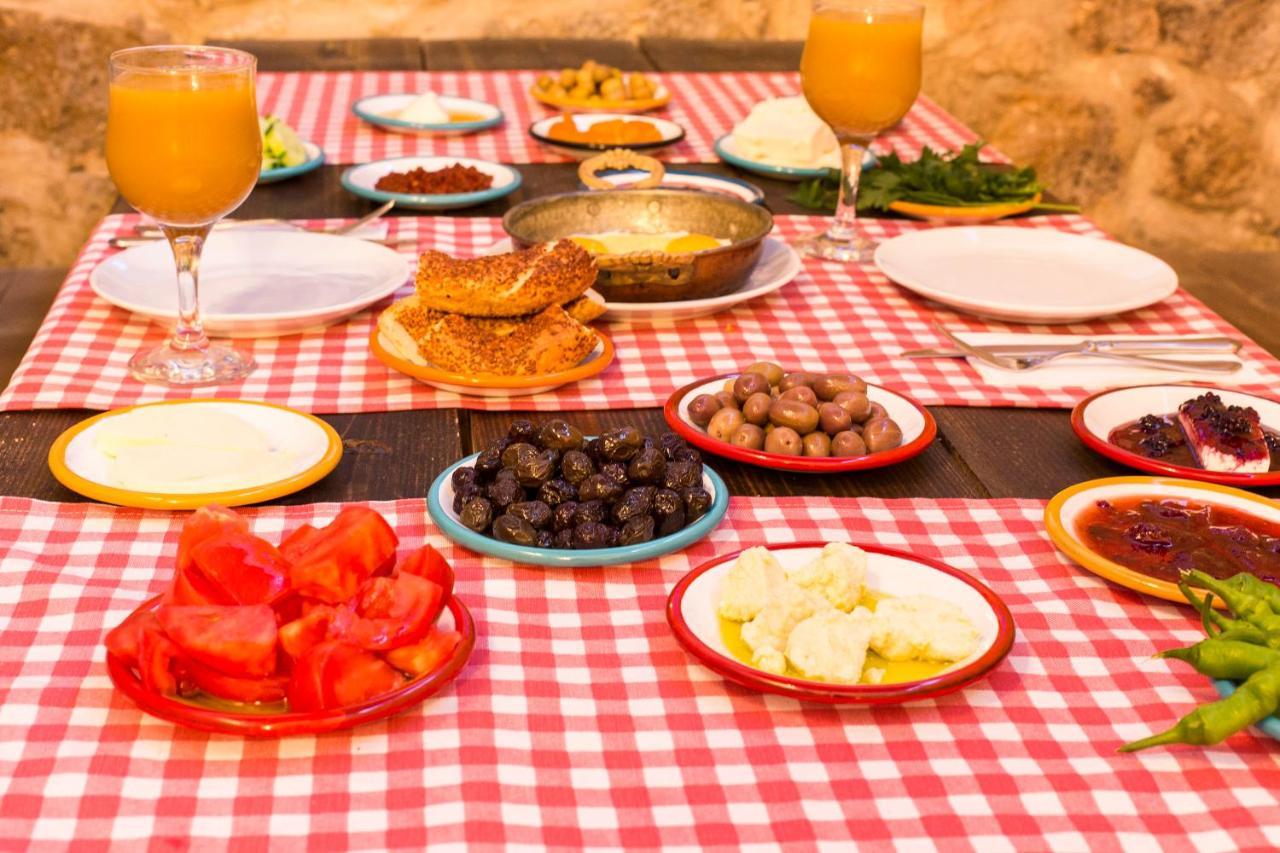 Ala Baykus Bed & Breakfast Alacati Exterior photo