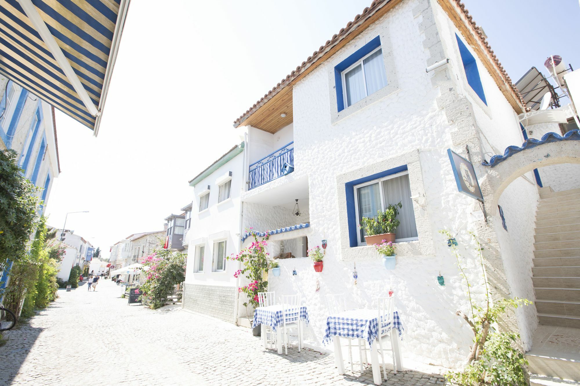 Ala Baykus Bed & Breakfast Alacati Exterior photo